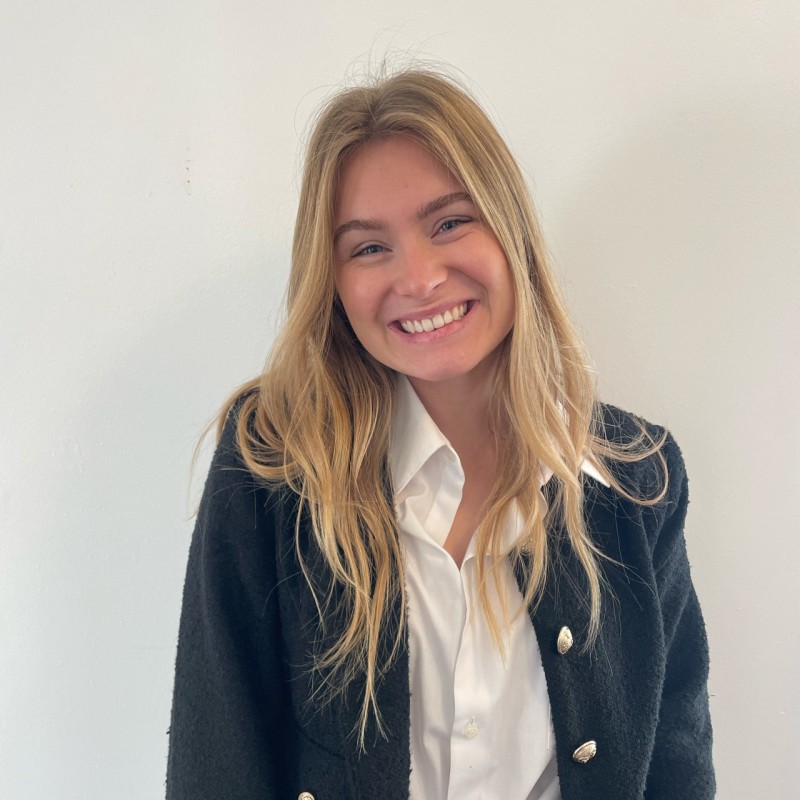Meet MRM: Mia Atteberry – Copy Editor & Ghostwriter